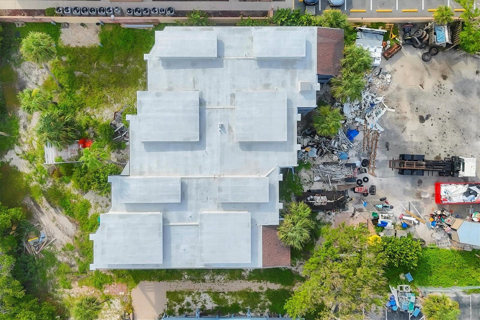 ENGLEWOOD BCH & YACHT CLUB TM - Commercial Sale