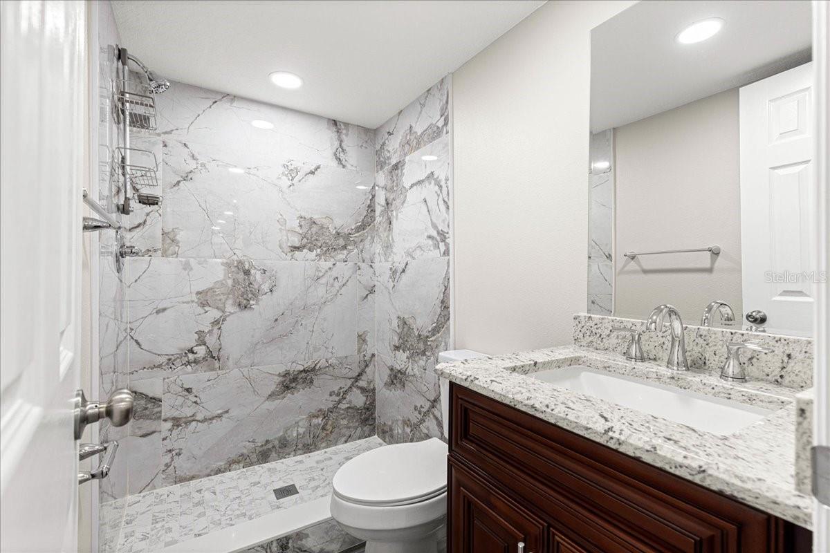 NEIGHBORHOOD 9400 - 17/22 & 17/23 W OF HWY 441 - Residential