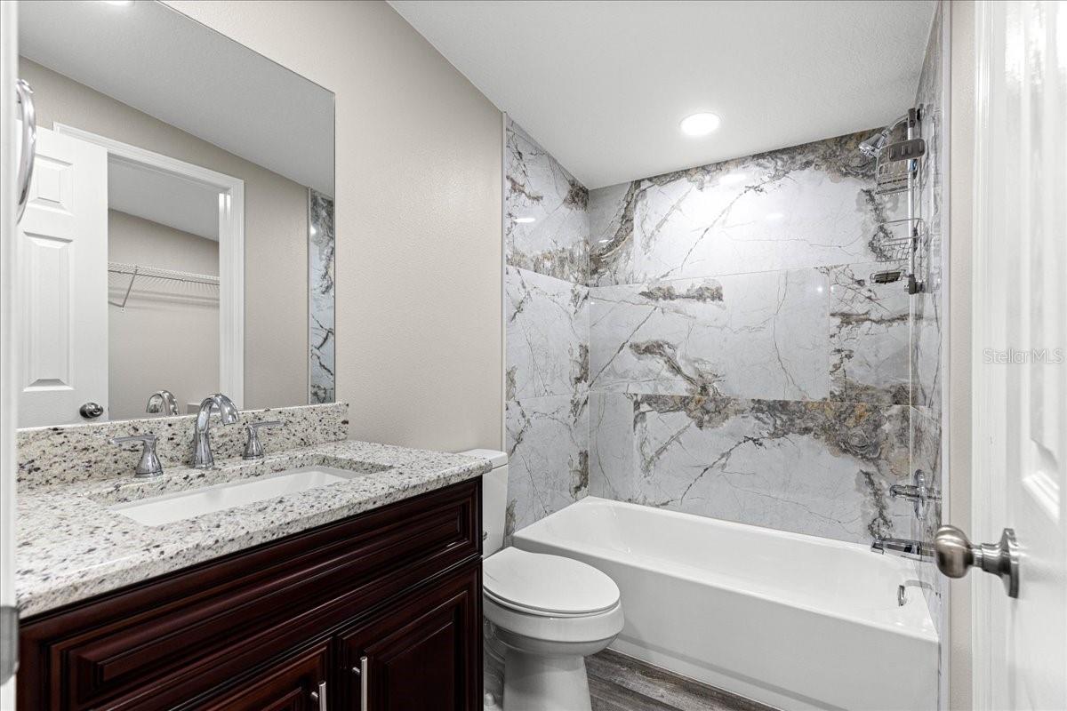 NEIGHBORHOOD 9400 - 17/22 & 17/23 W OF HWY 441 - Residential