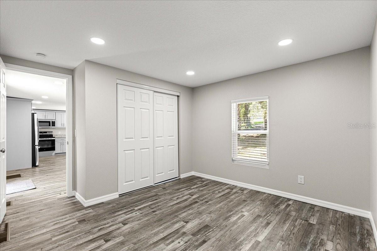 NEIGHBORHOOD 9400 - 17/22 & 17/23 W OF HWY 441 - Residential