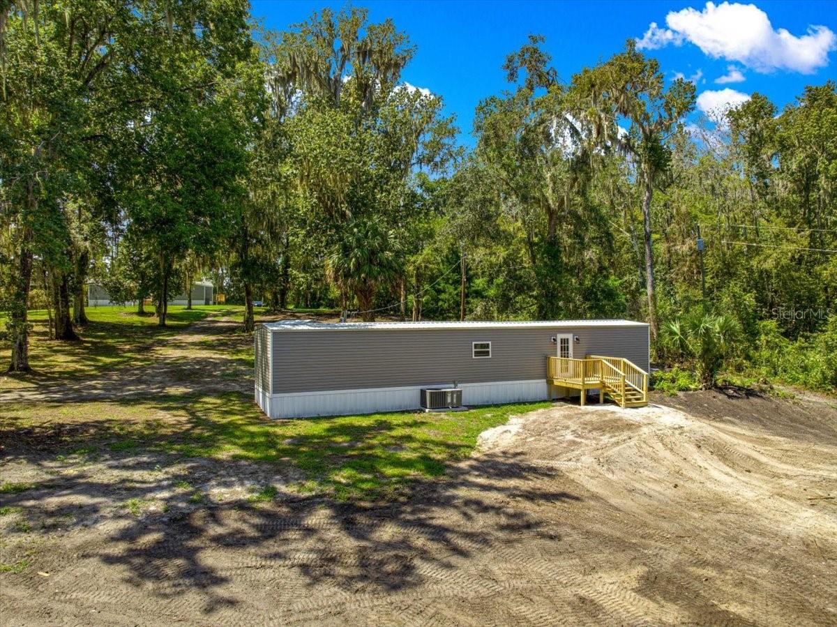 NEIGHBORHOOD 9400 - 17/22 & 17/23 W OF HWY 441 - Residential