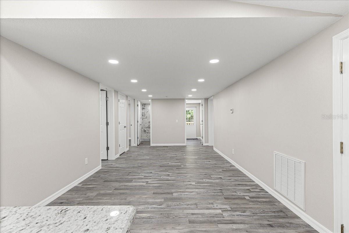 NEIGHBORHOOD 9400 - 17/22 & 17/23 W OF HWY 441 - Residential