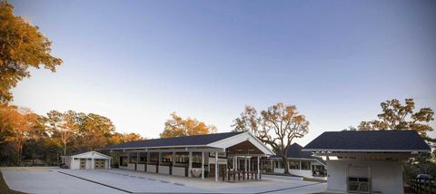 Tiny photo for 6634 SE 22nd Avenue, Ocala, FL 34480 (MLS # OM704720)