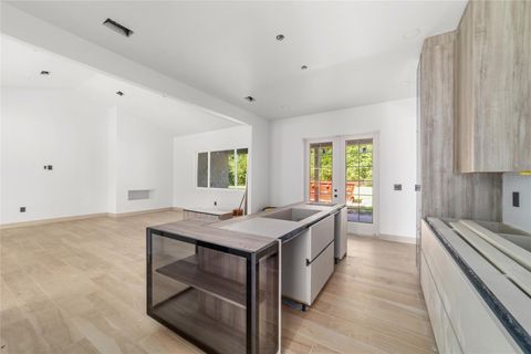 Tiny photo for 6634 SE 22nd Avenue, Ocala, FL 34480 (MLS # OM704720)