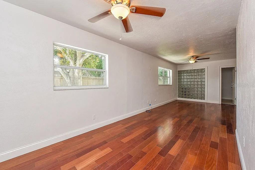 SOUTH GATE - Residential Lease