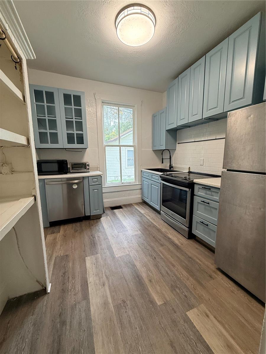 PHIPPENS BLKS 129-130 & 135-136 DELAND - Residential Lease