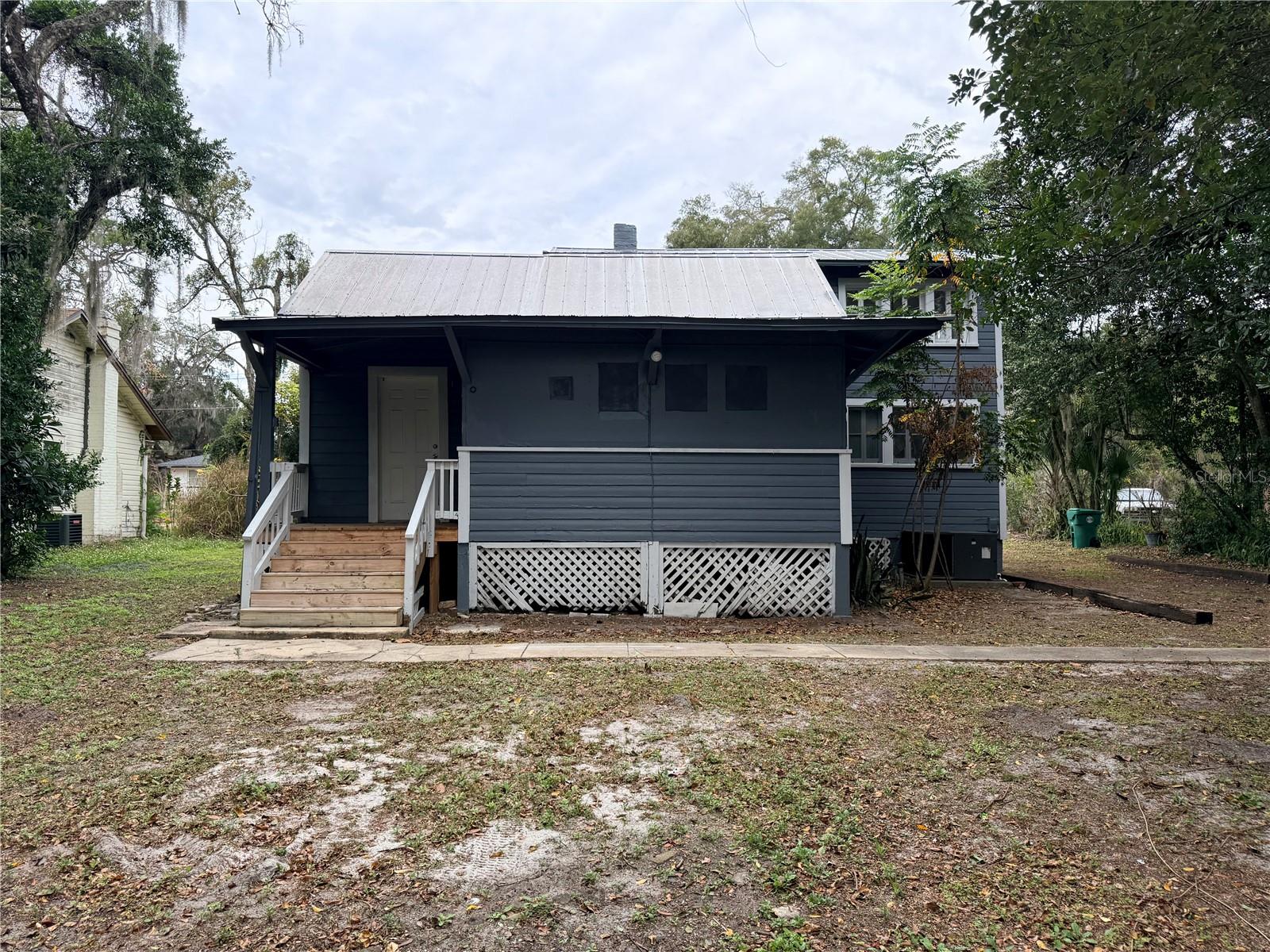 PHIPPENS BLKS 129-130 & 135-136 DELAND - Residential Lease