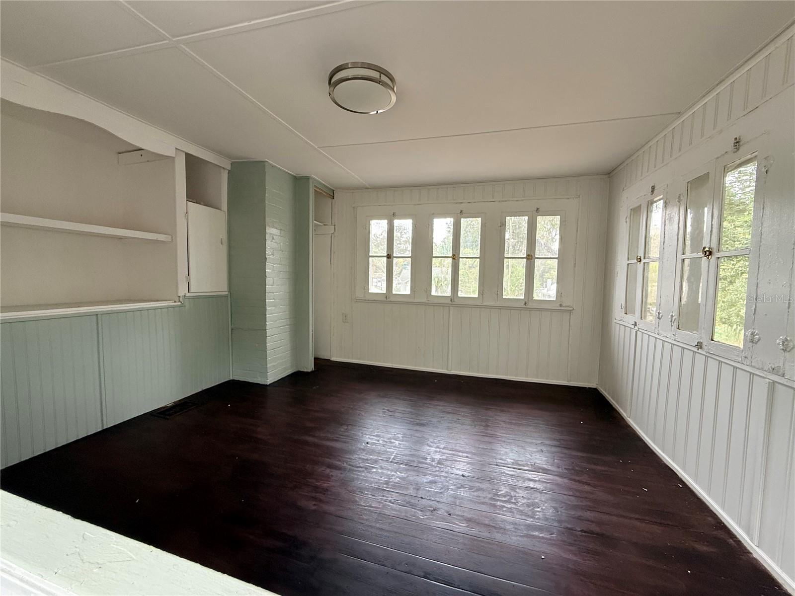 PHIPPENS BLKS 129-130 & 135-136 DELAND - Residential Lease