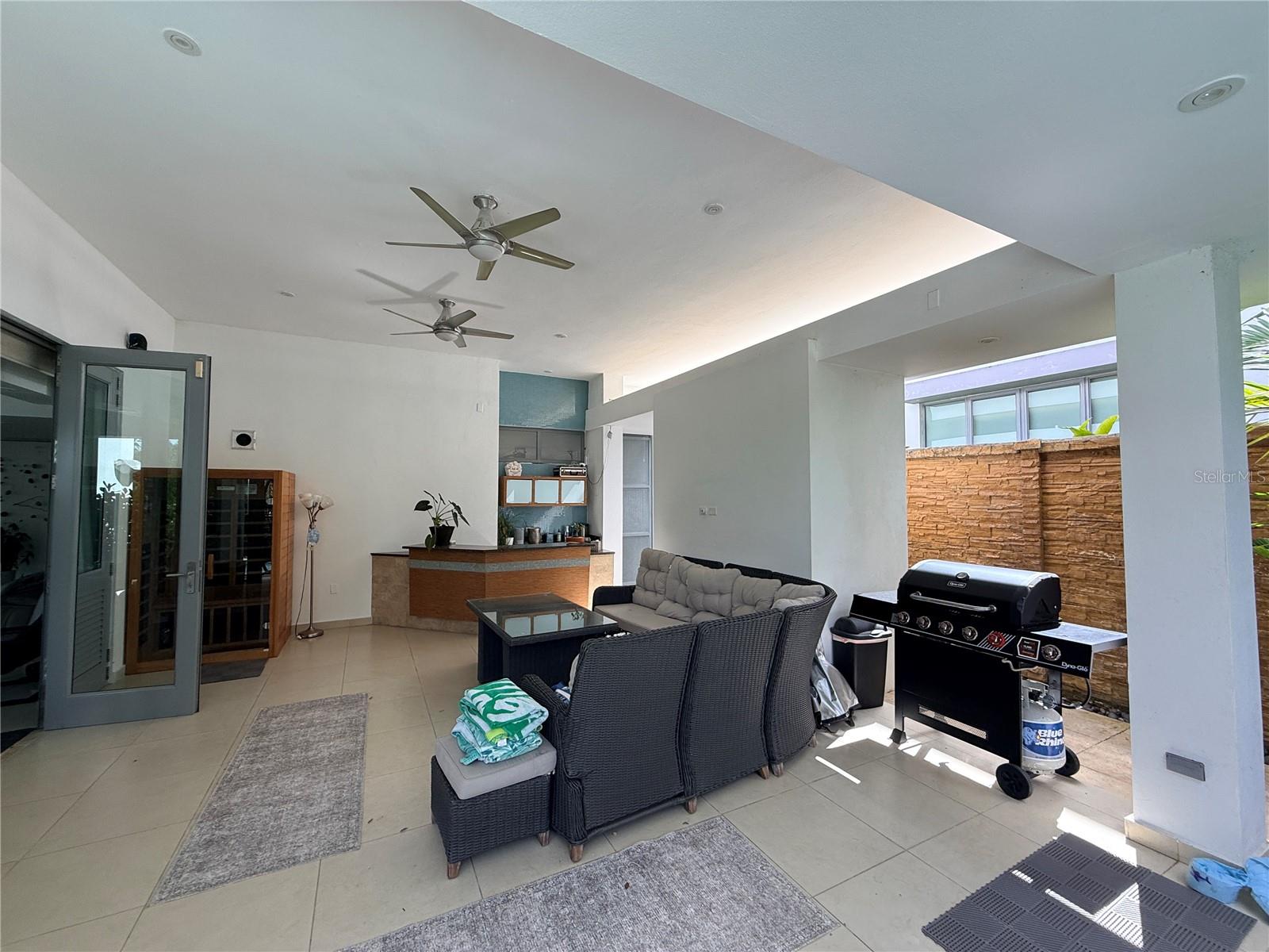 SENDEROS EN MONTEHIEDRA - Residential