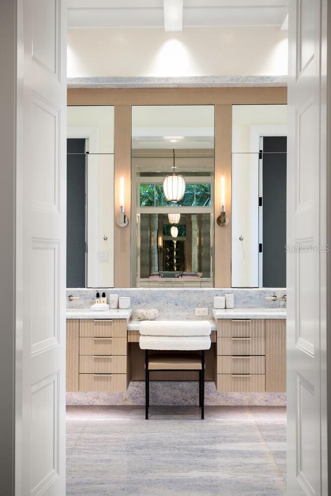 HARBOR ACRES - Residential