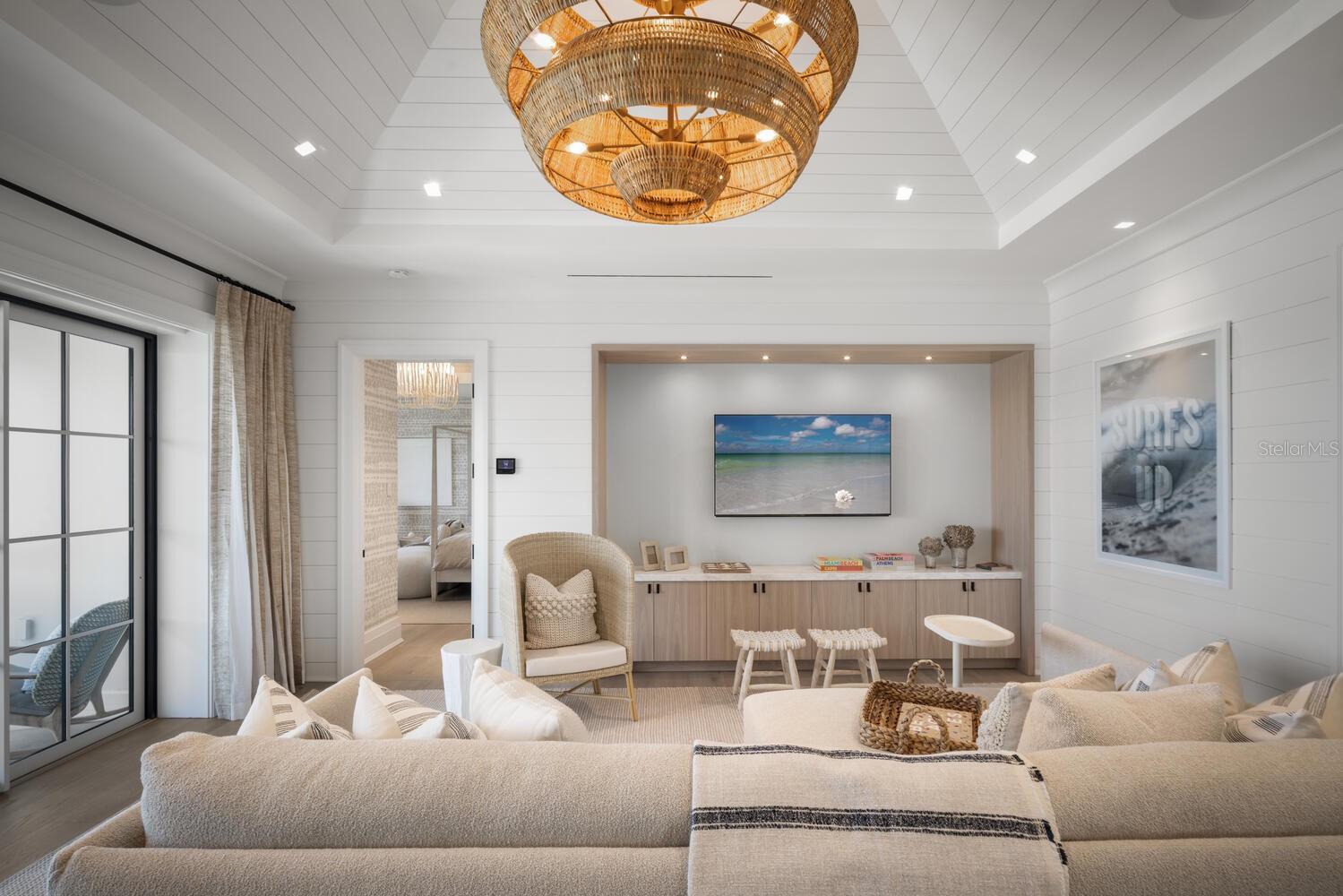 HARBOR ACRES - Residential