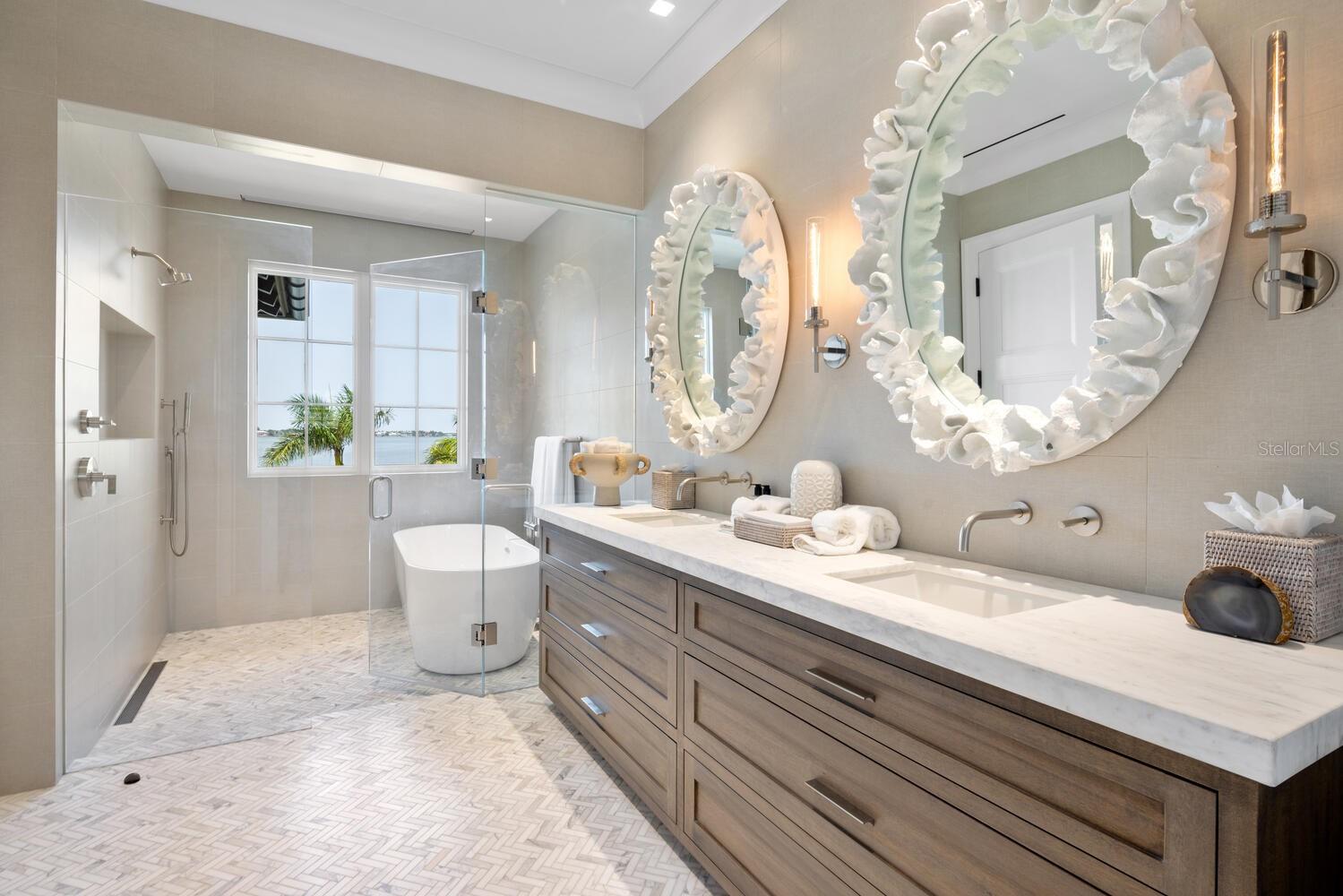HARBOR ACRES - Residential