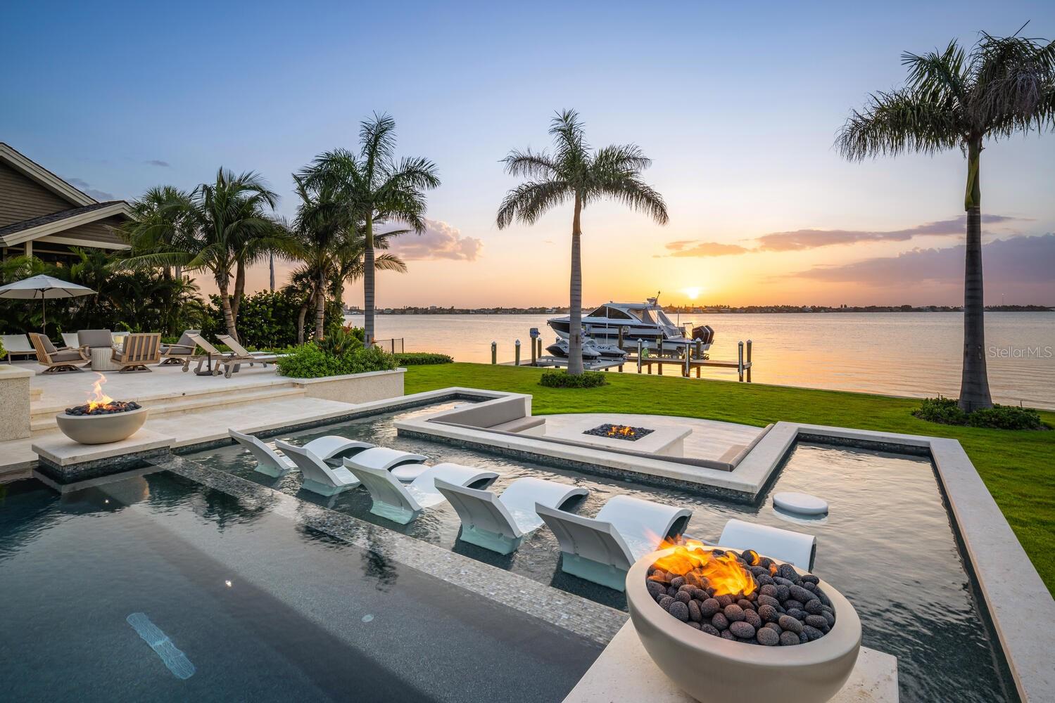 HARBOR ACRES - Residential