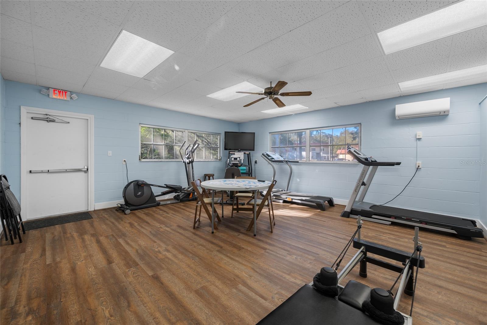 PATRICIAN OAKS - Residential