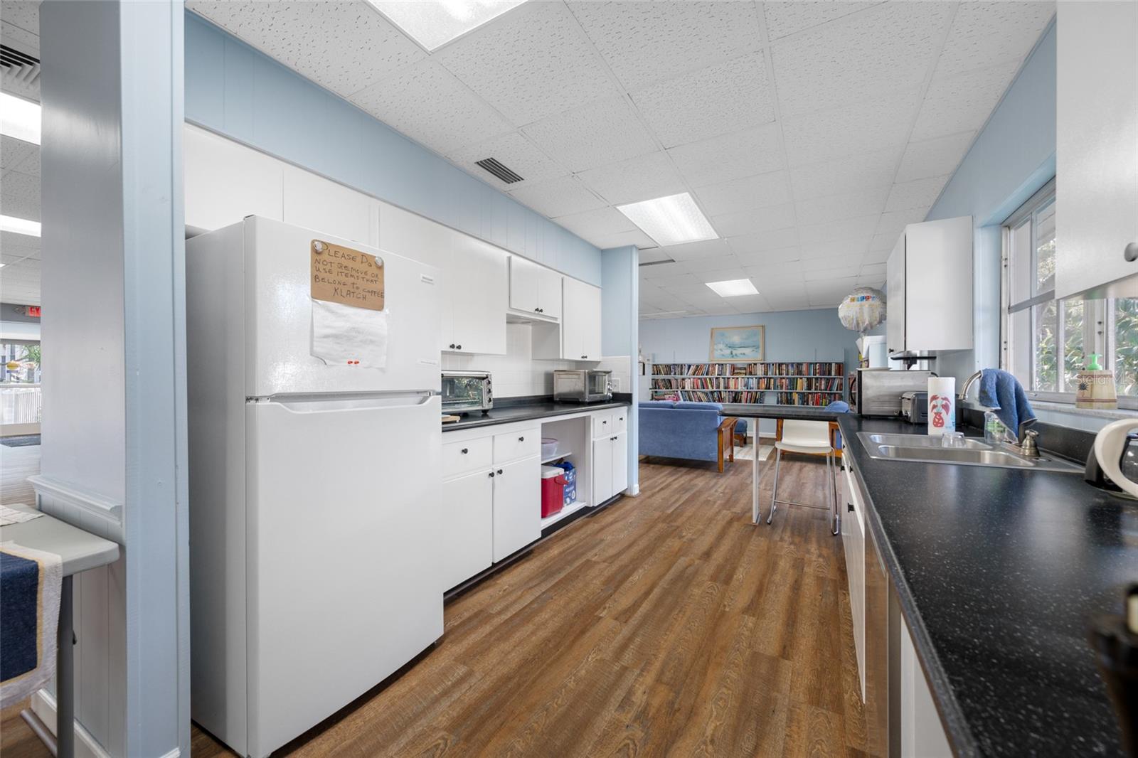 PATRICIAN OAKS - Residential