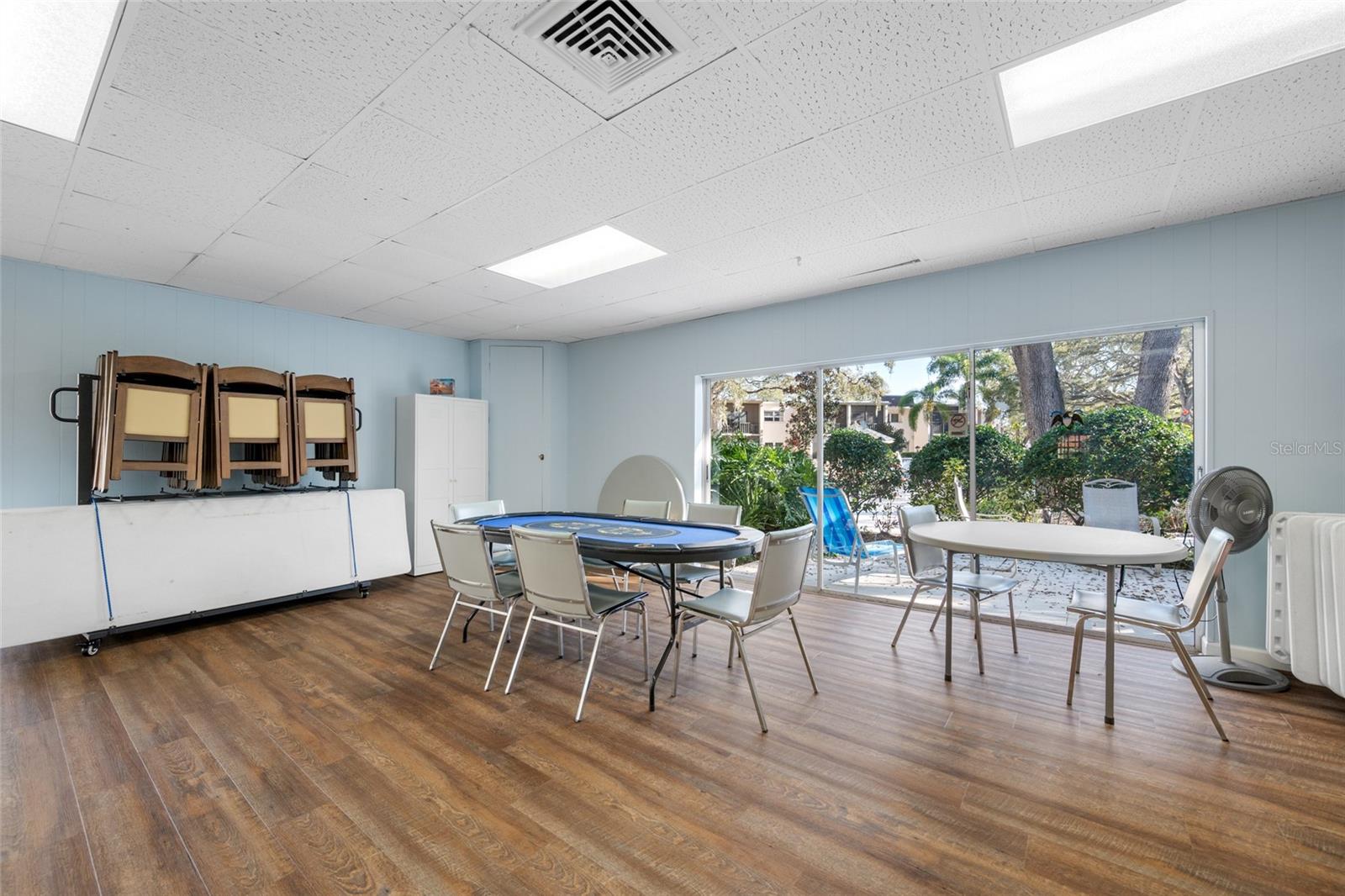 PATRICIAN OAKS - Residential