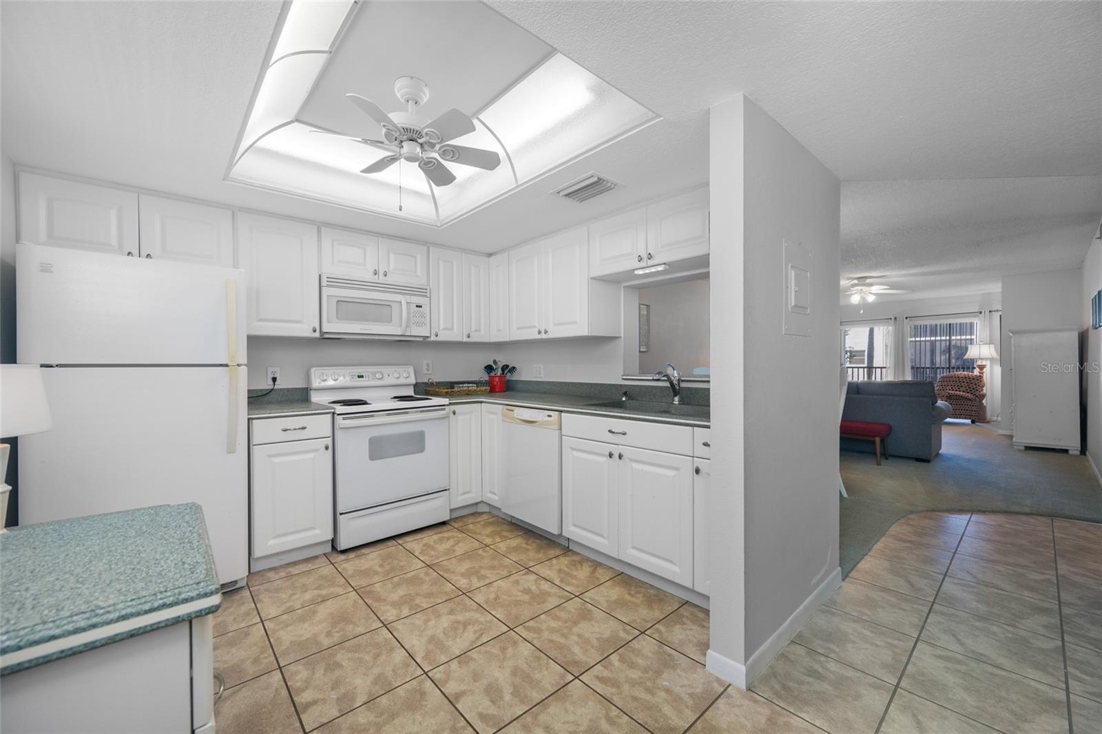 PATRICIAN OAKS - Residential