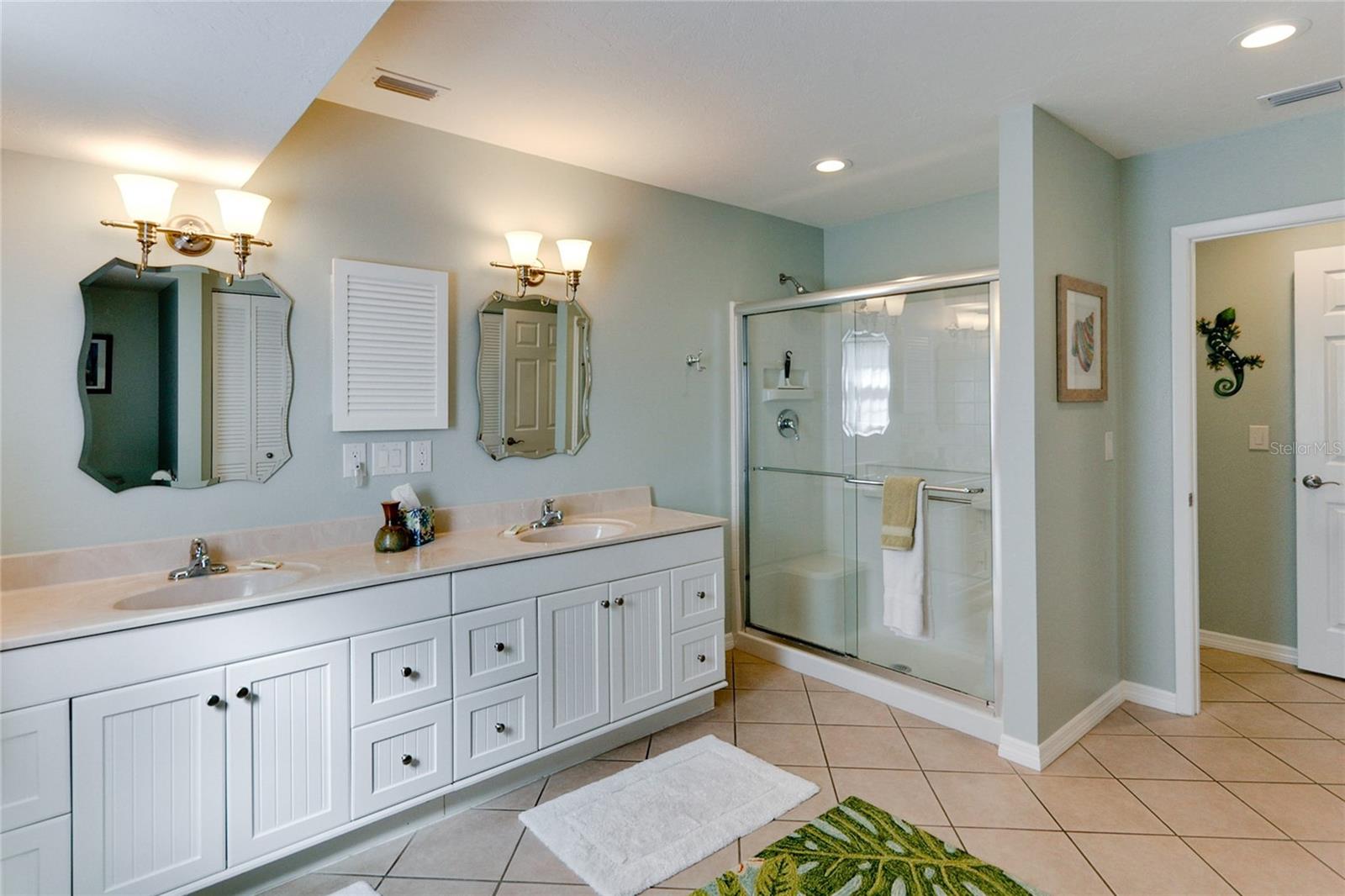 SHORE ACRES FIRST ADD - Residential