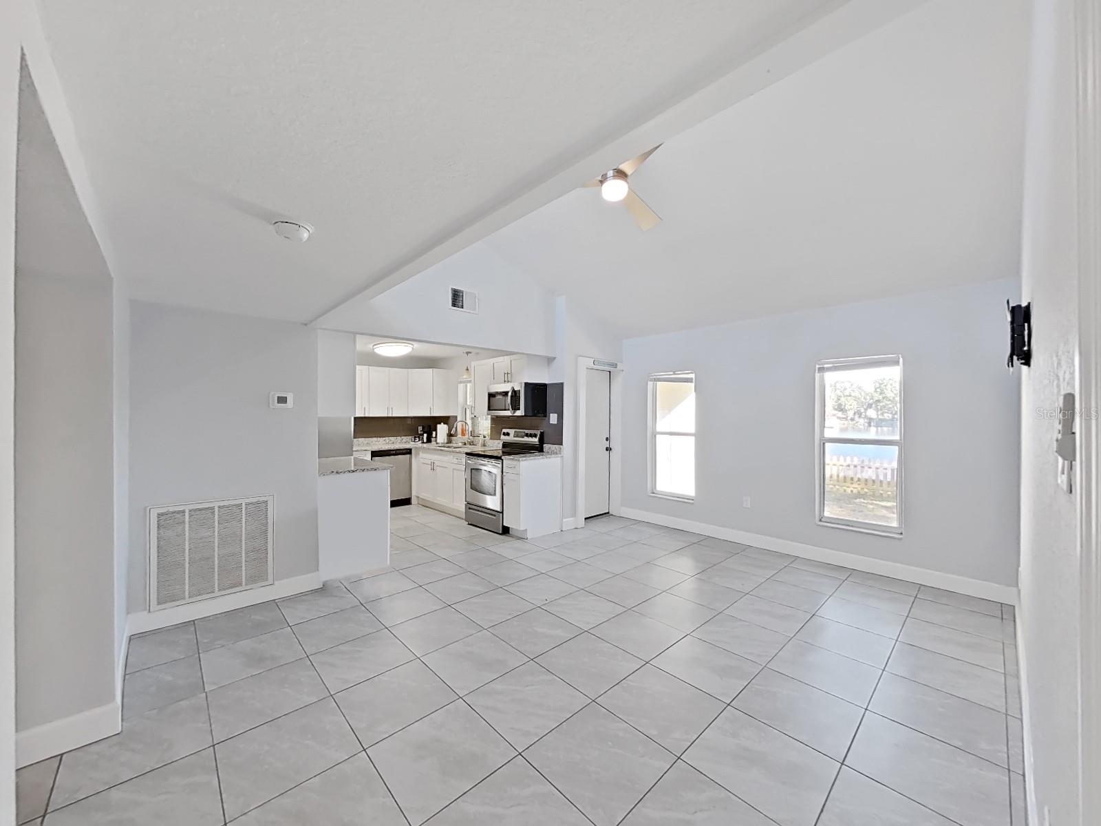 LINCOLN HIGHLANDS REP - Residential