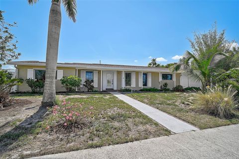 149 SMALL STREET SE PORT CHARLOTTE FL 33952
