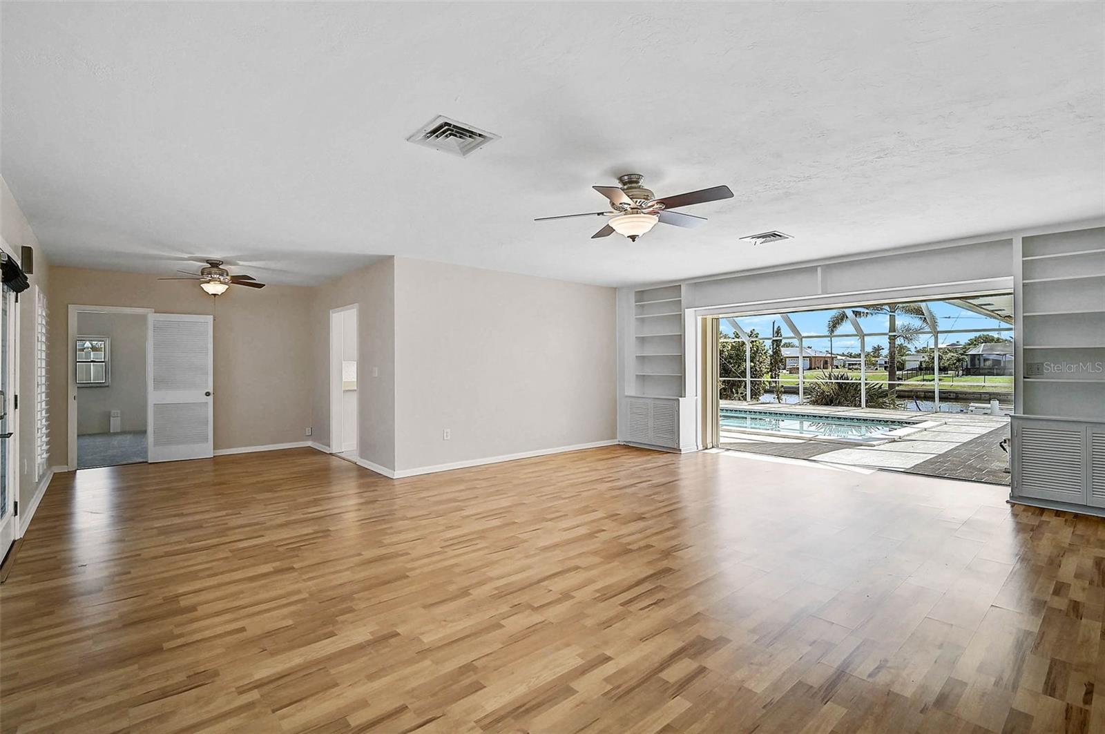 149 SMALL STREET SE