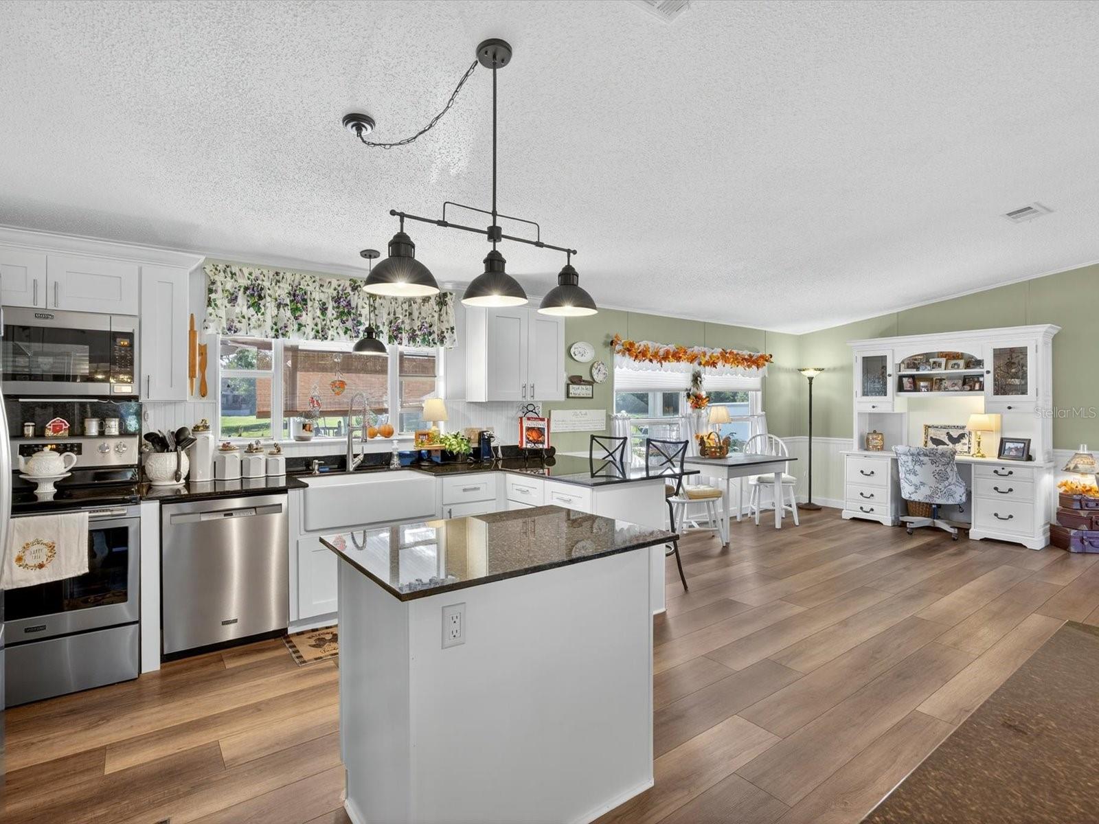 GLOUSER ZACK K PROP - Residential
