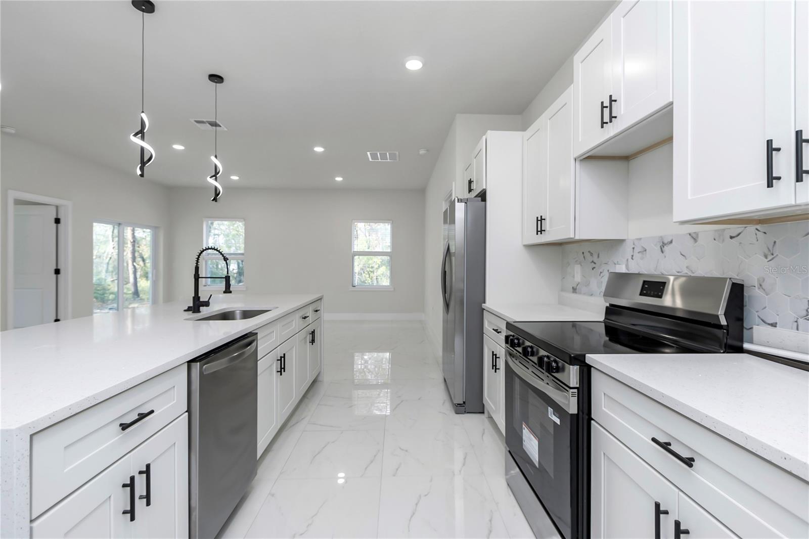 MARION OAKS UN 06 - Residential