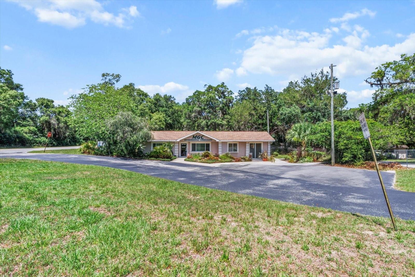2716 S LECANTO HIGHWAY