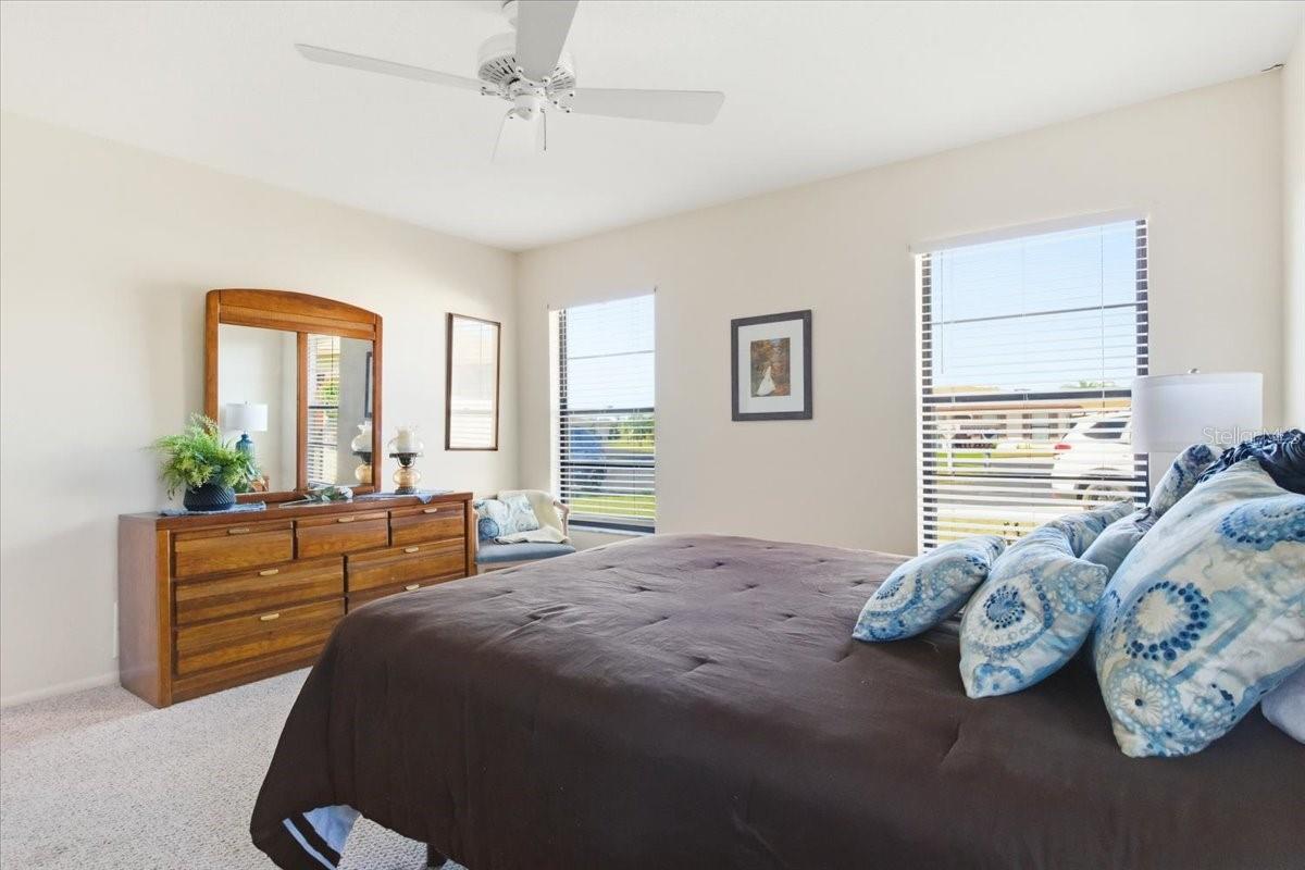 VIVIENDA WEST - Residential