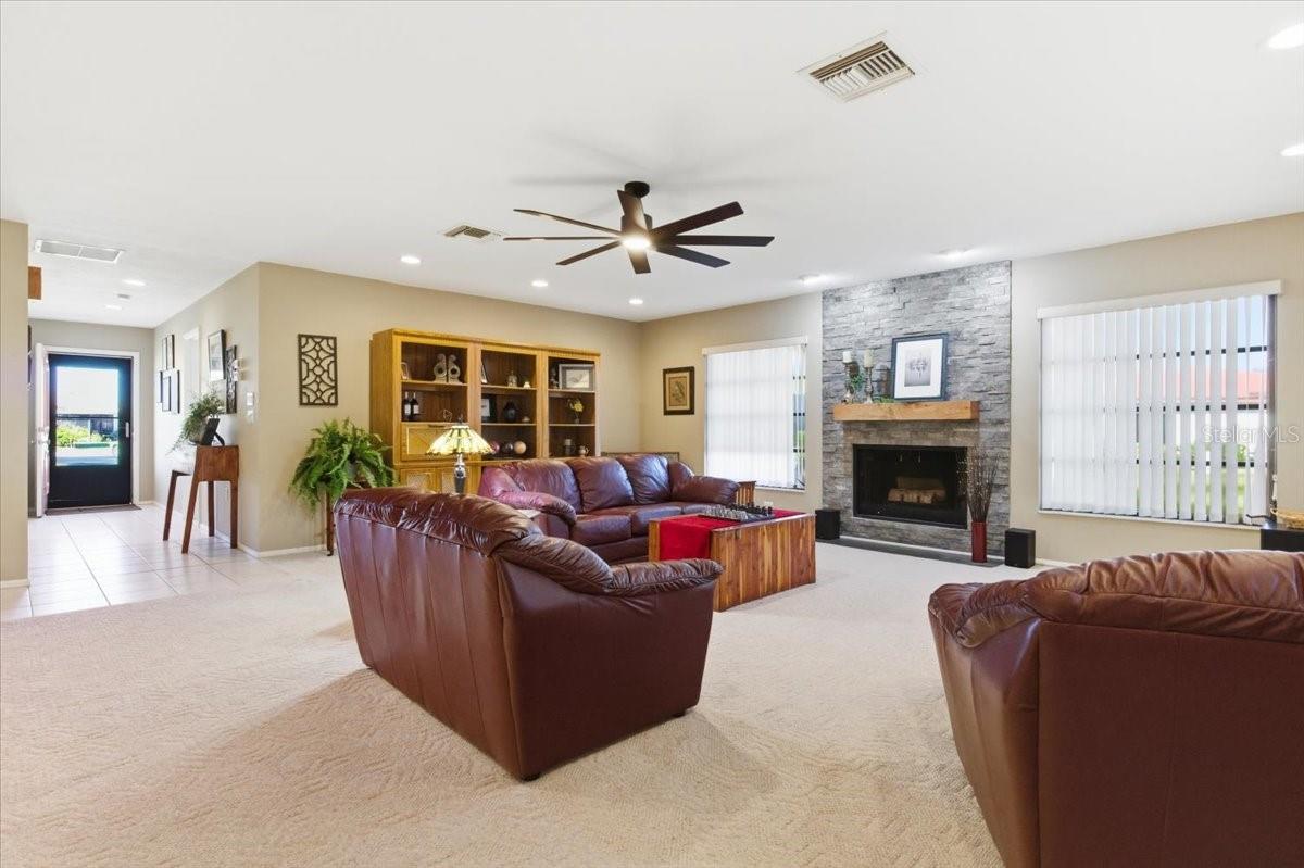 VIVIENDA WEST - Residential