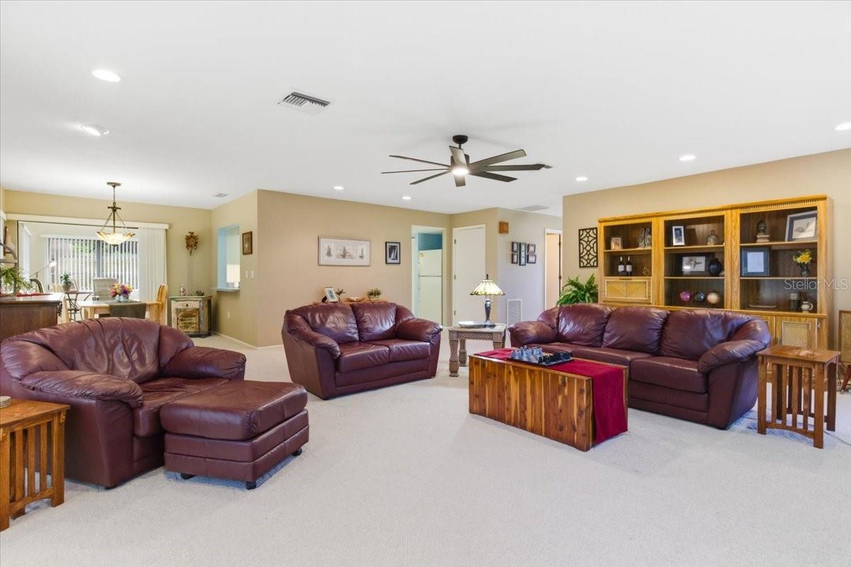 VIVIENDA WEST - Residential