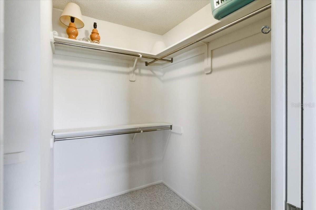 VIVIENDA WEST - Residential