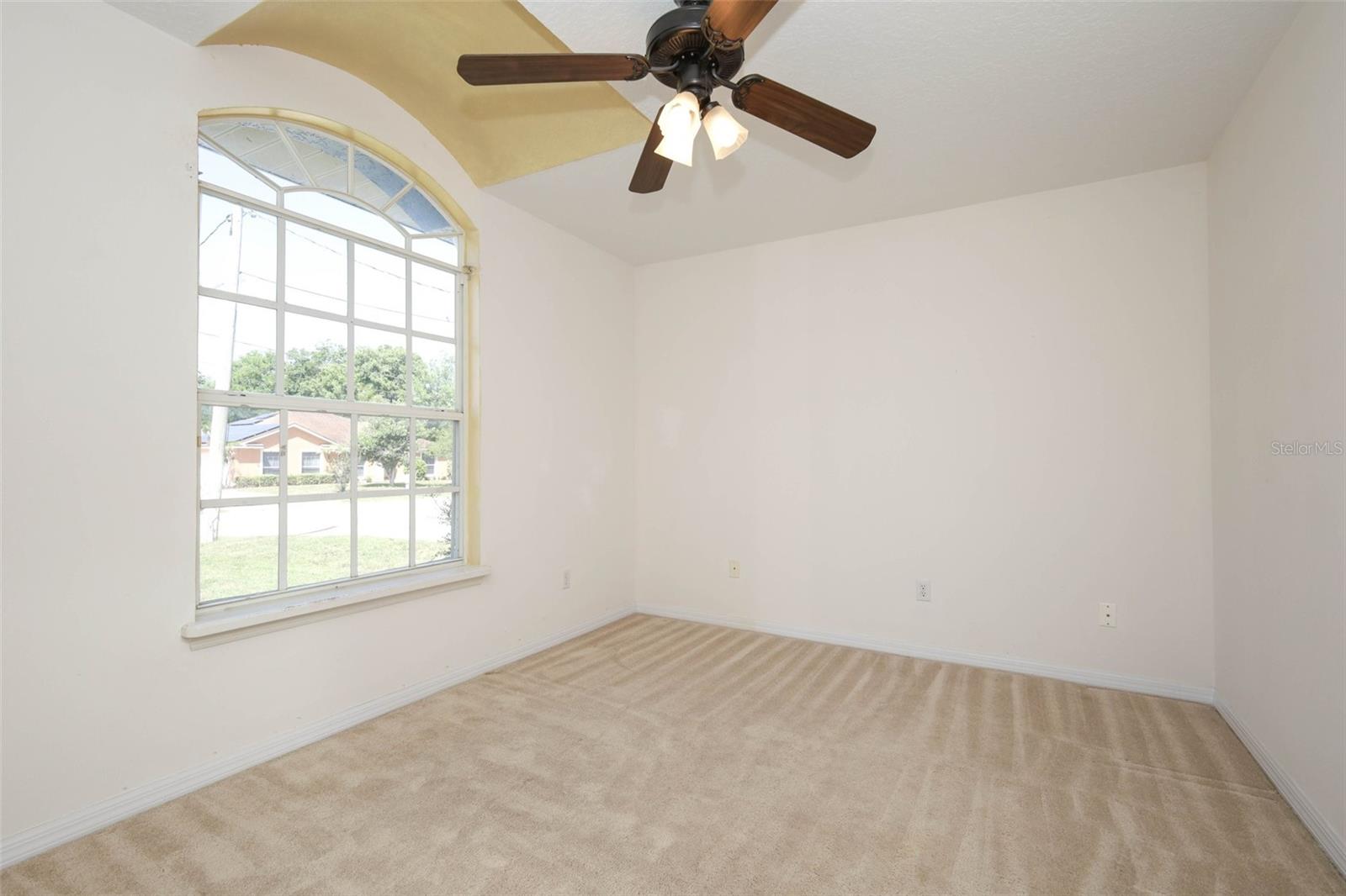 DELTONA LAKES UNIT 17 - Residential