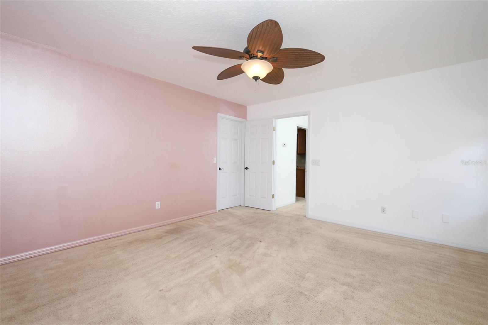DELTONA LAKES UNIT 17 - Residential