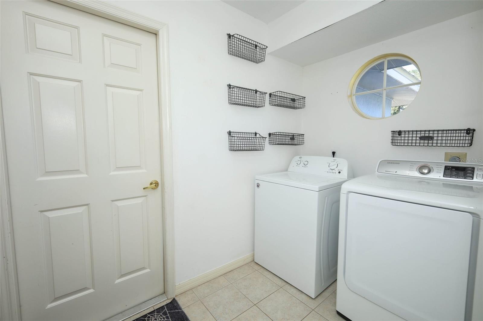 DELTONA LAKES UNIT 17 - Residential