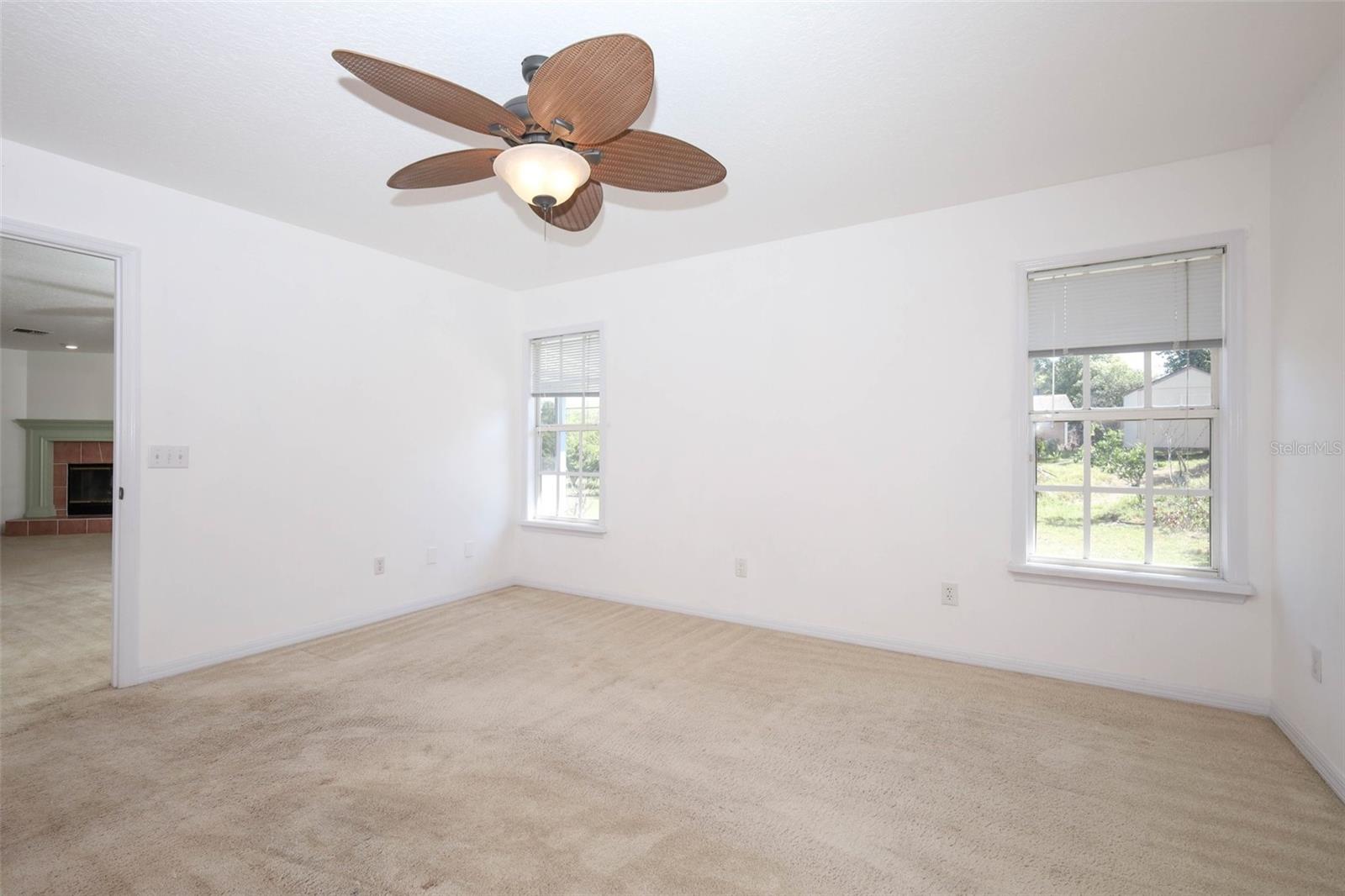 DELTONA LAKES UNIT 17 - Residential