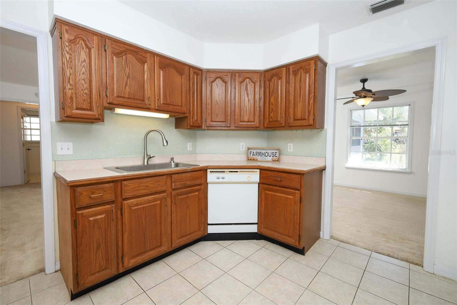 DELTONA LAKES UNIT 17 - Residential