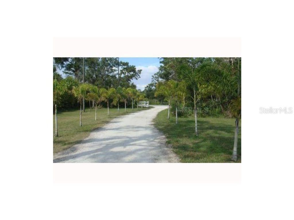 Photo of 6378 New Hope Road, Orlando, FL 32824 (MLS # S5142368)