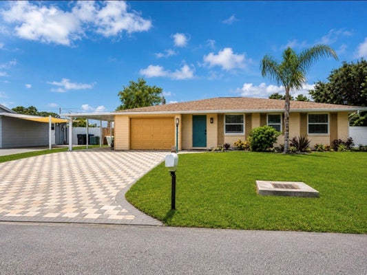 4319 AUGUSTINE AVE, SARASOTA, FL 34231 - Image e4d8e22db375e082bfb3b55cae119e36/1354441977