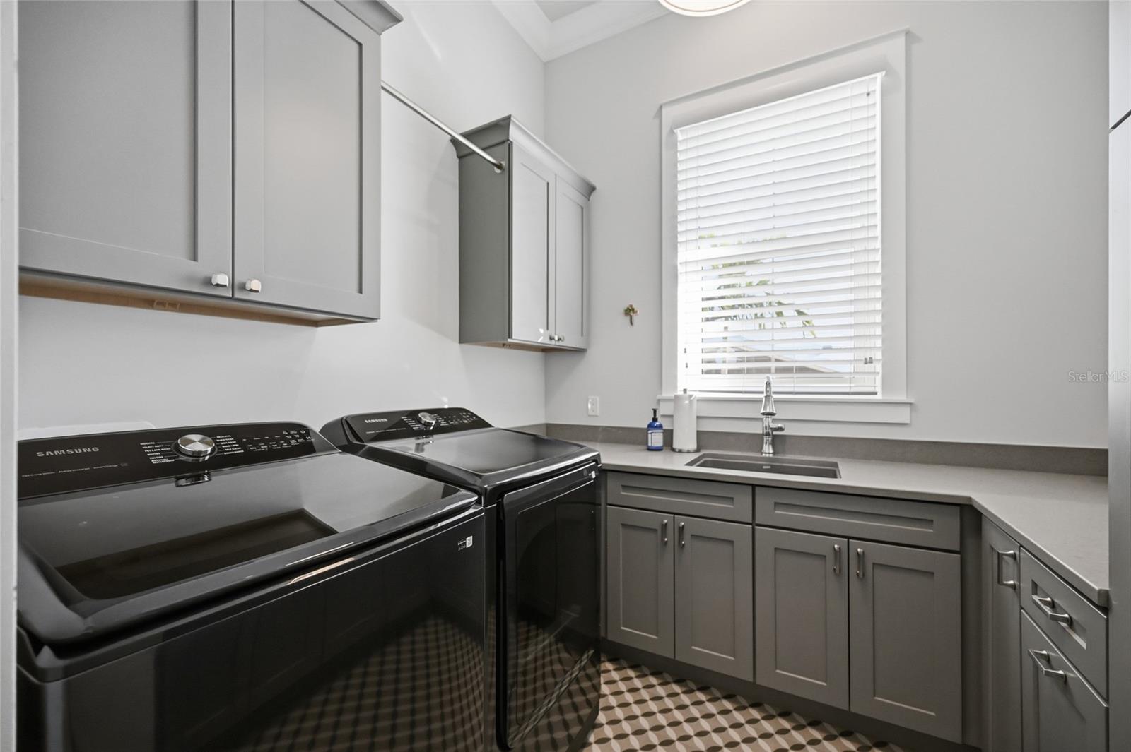 KEY ROYALE 9TH ADD - Residential