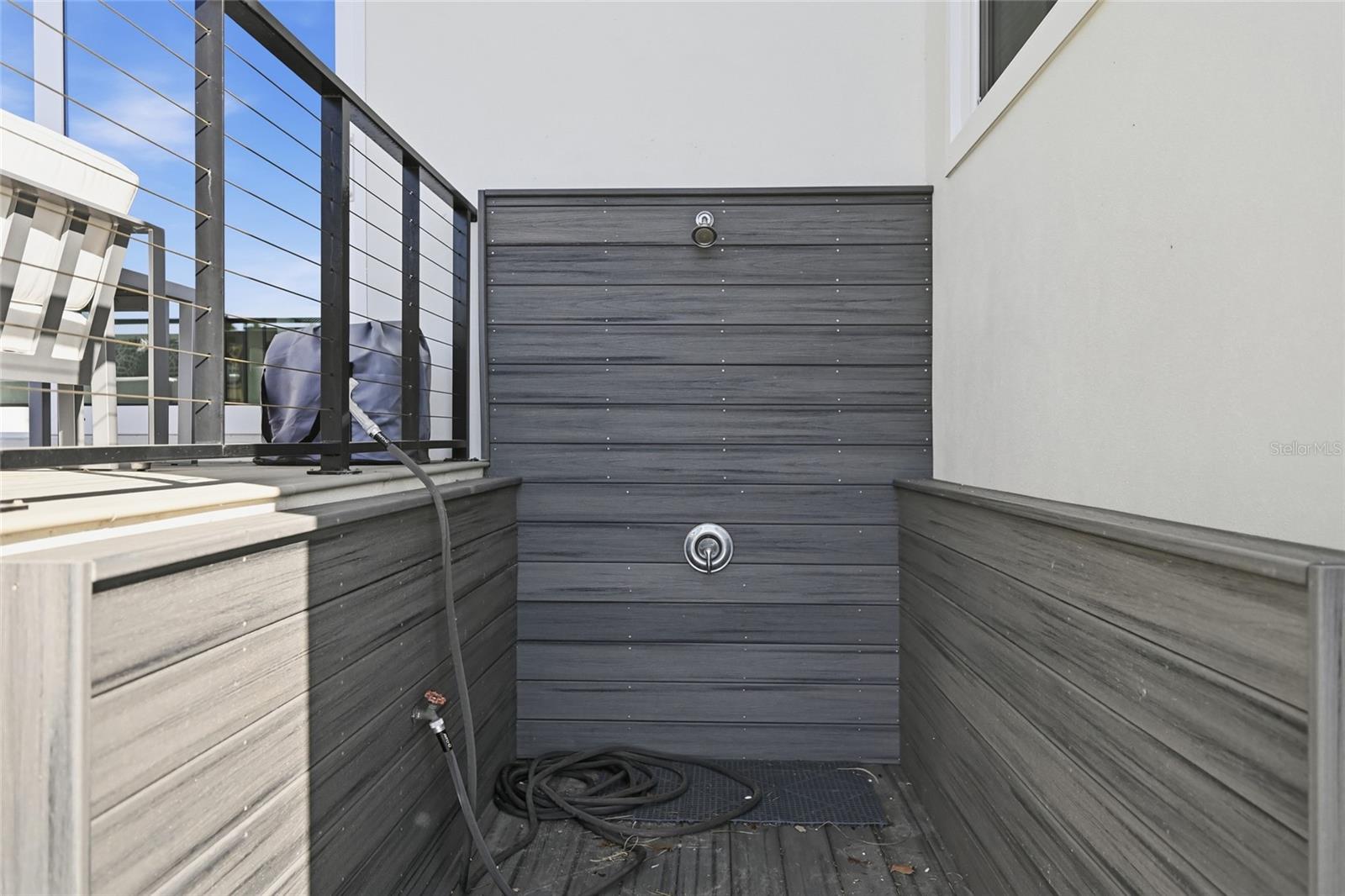 KEY ROYALE 9TH ADD - Residential