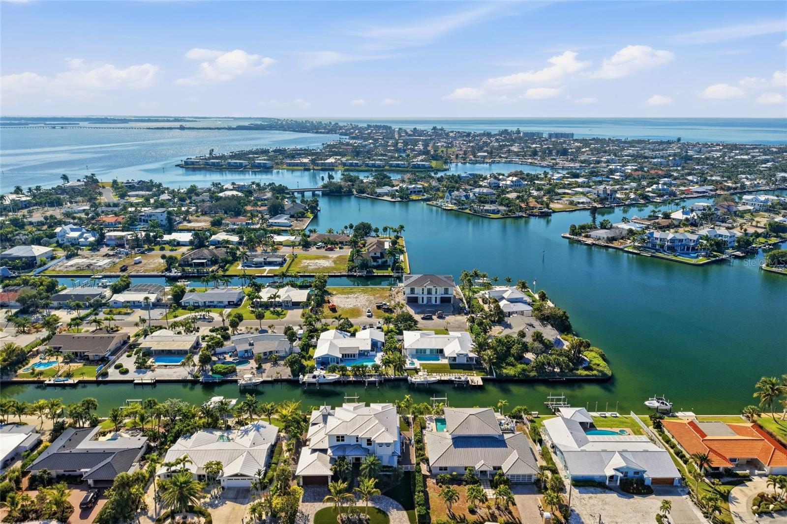 KEY ROYALE 9TH ADD - Residential