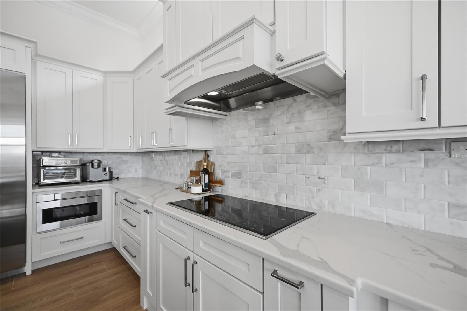 KEY ROYALE 9TH ADD - Residential