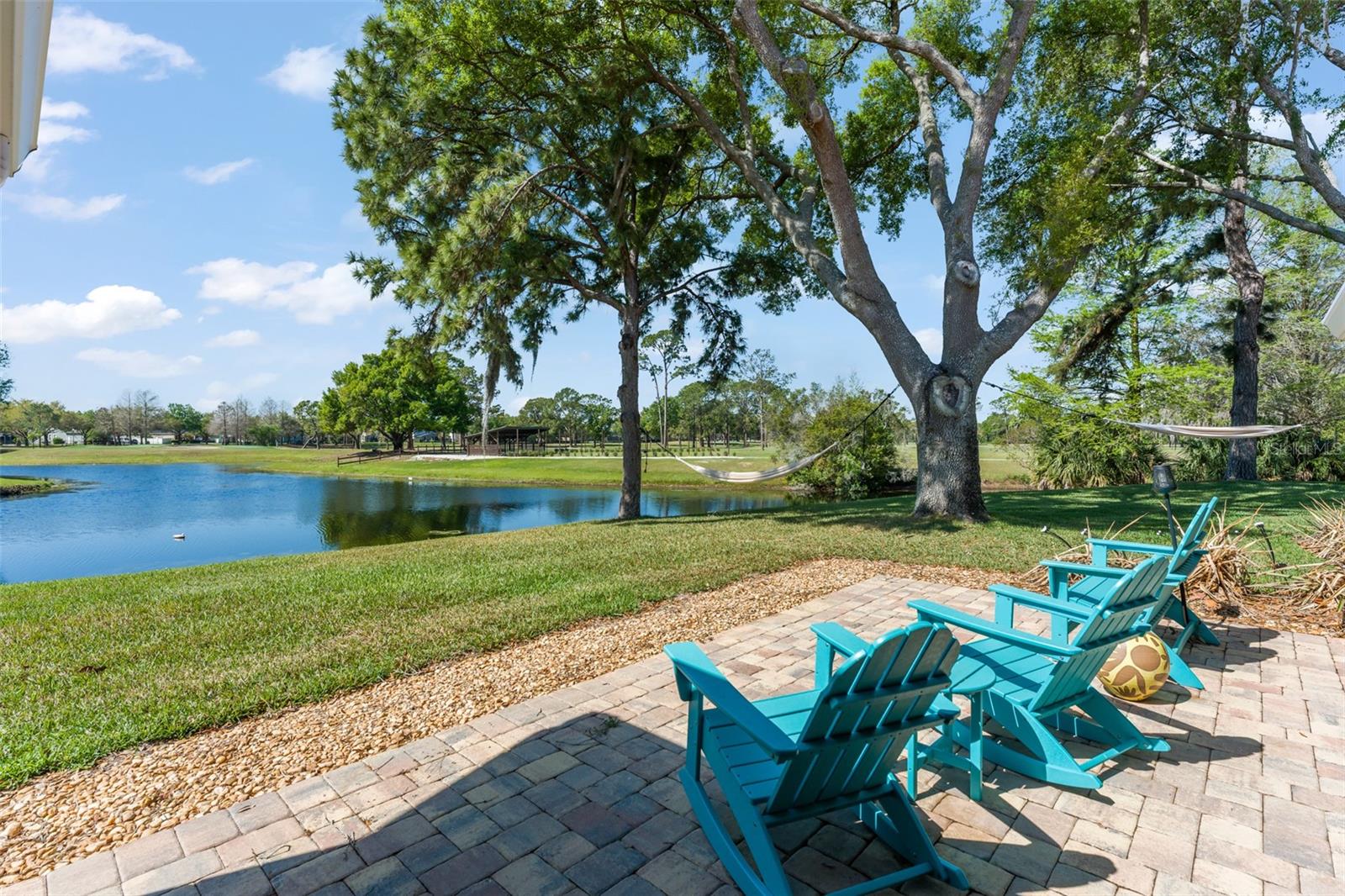 WOODBRIDGE ON GREEN - Residential