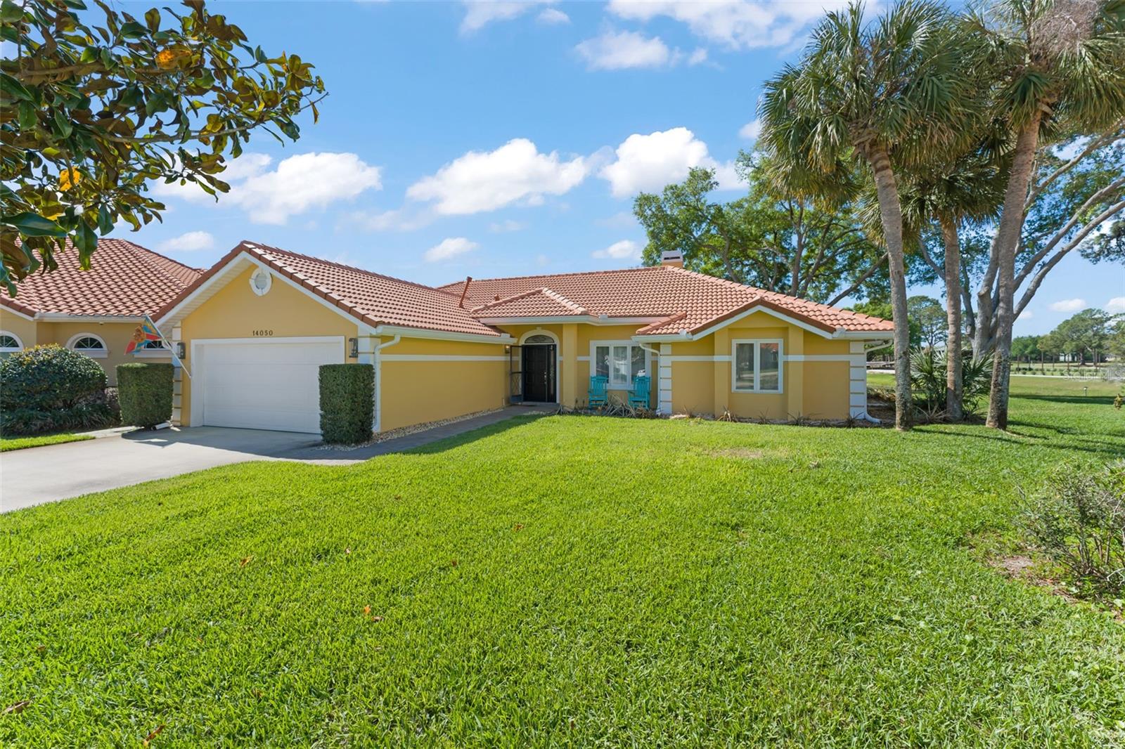 WOODBRIDGE ON GREEN - Residential