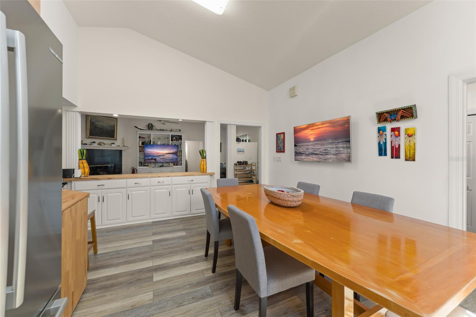 WOODBRIDGE ON GREEN - Residential