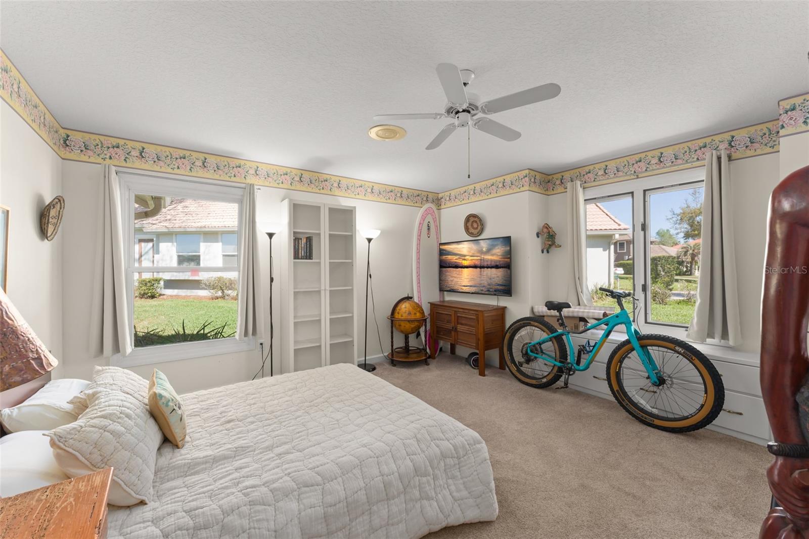 WOODBRIDGE ON GREEN - Residential