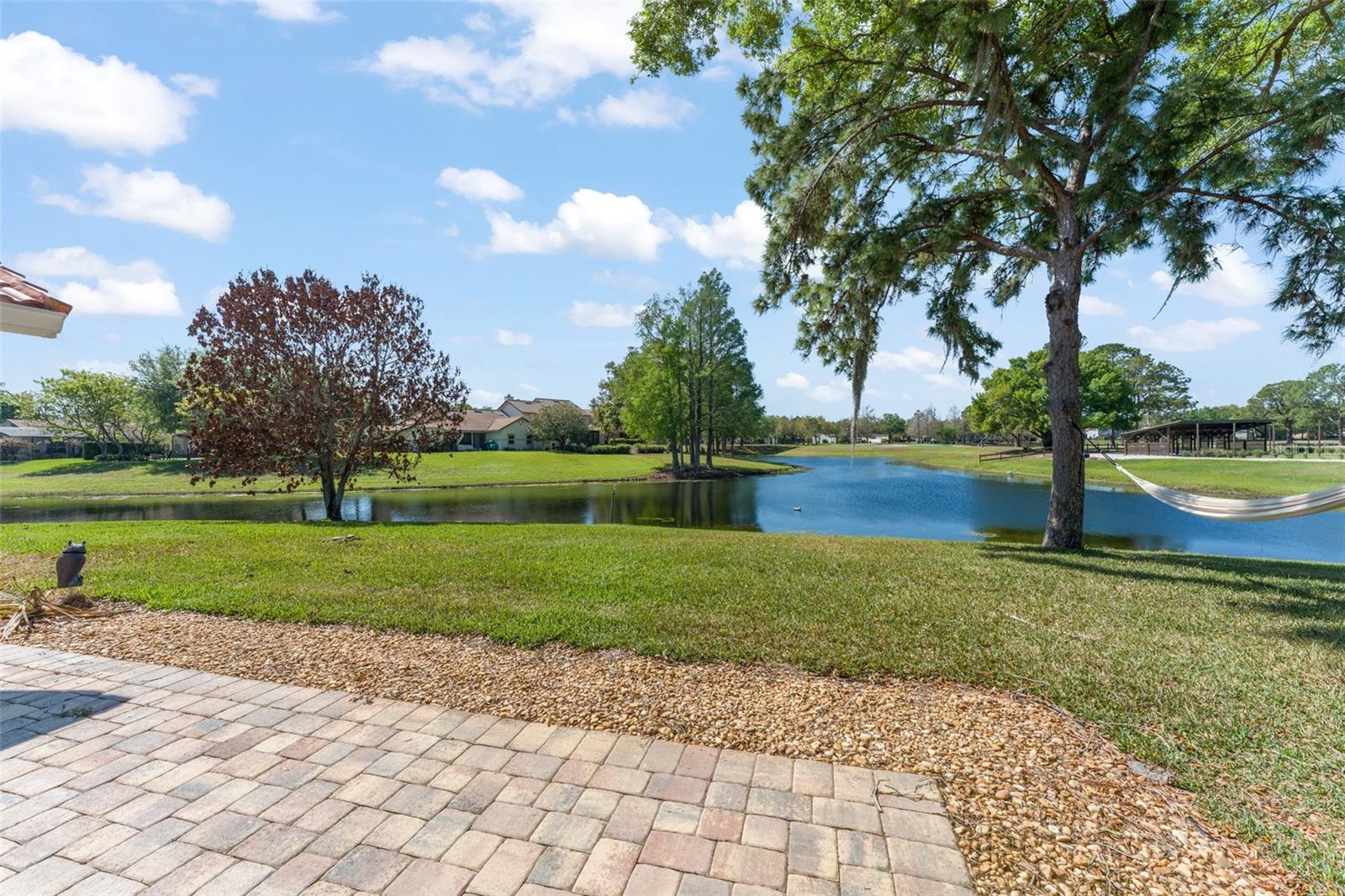 WOODBRIDGE ON GREEN - Residential