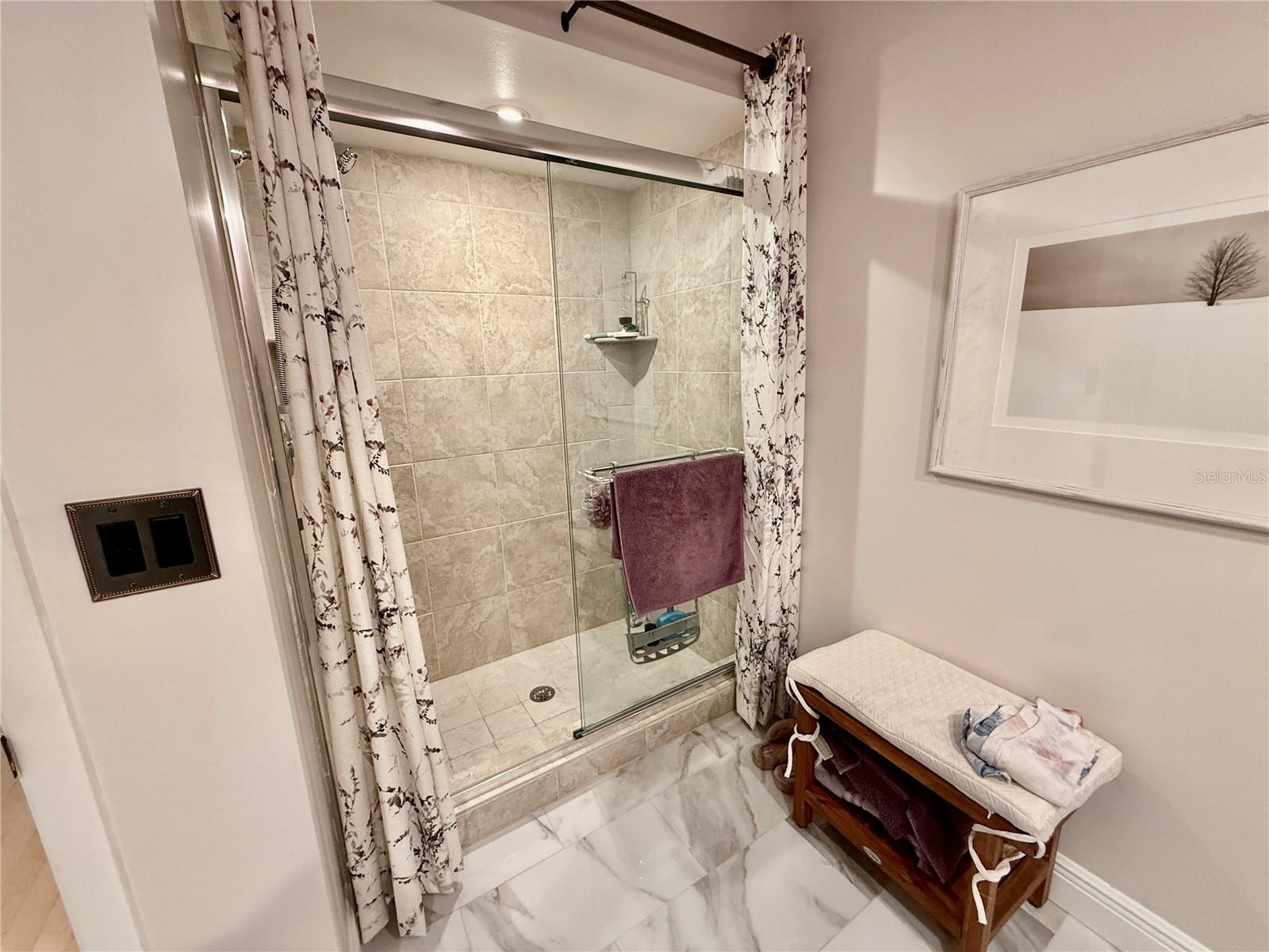 HAMMOCKS II - Residential