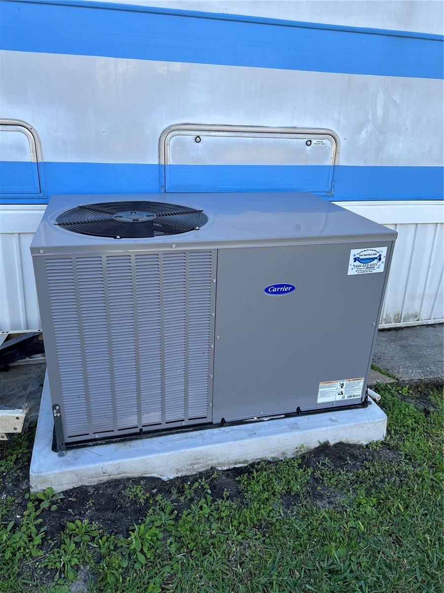 ANCIENT OAKS RV RESIDENCE 04 - Residential